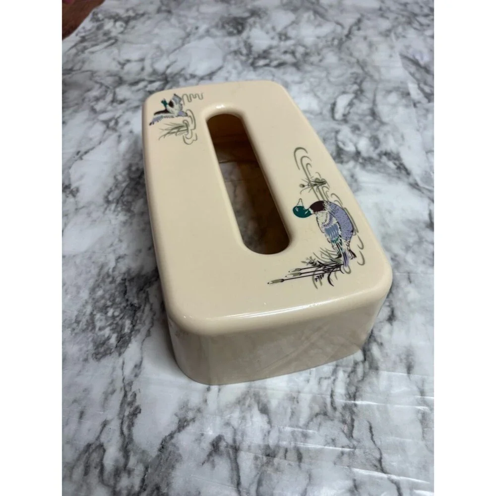Vintage Duck Tissue Box Cover Hard Plastic Cottagecore Cream Grandmacore